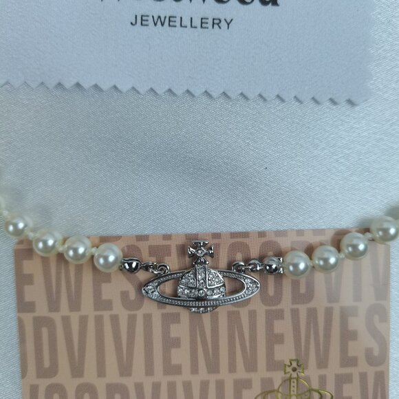 Vivienne Westwood Mini Bas Relief Choker in Silver - Picture 2 of 7